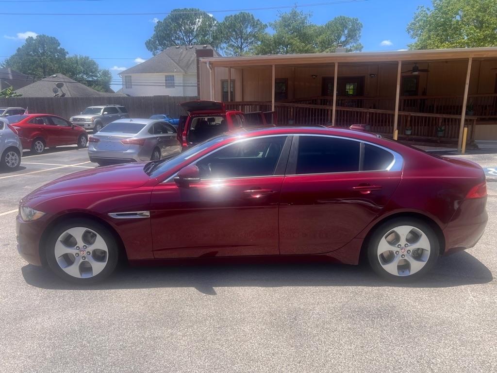 Jaguar XE 25t RWD 2017