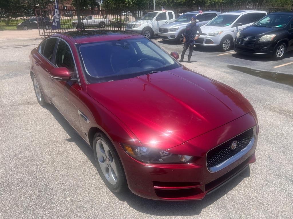 Jaguar XE 25t RWD 2017