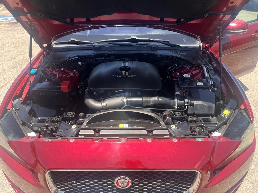Jaguar XE 25t RWD 2017