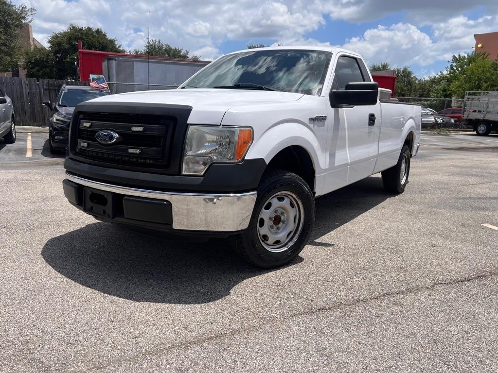 Ford F-150 2WD Reg Cab 126" STX 2014