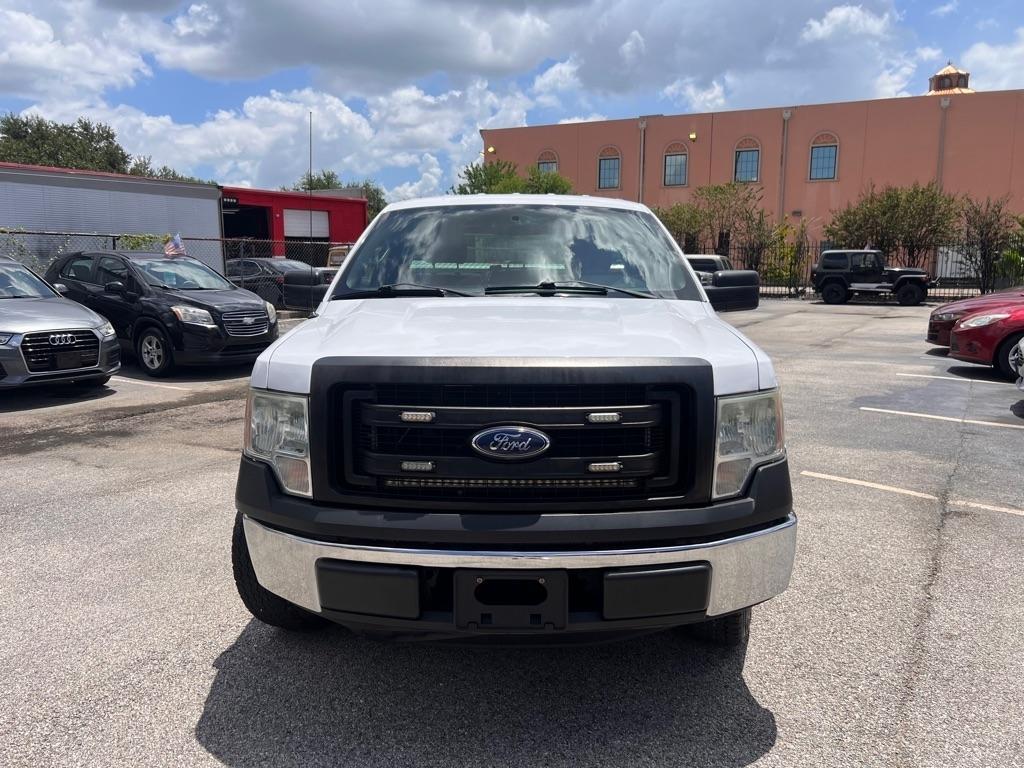 Ford F-150 2WD Reg Cab 126" STX 2014