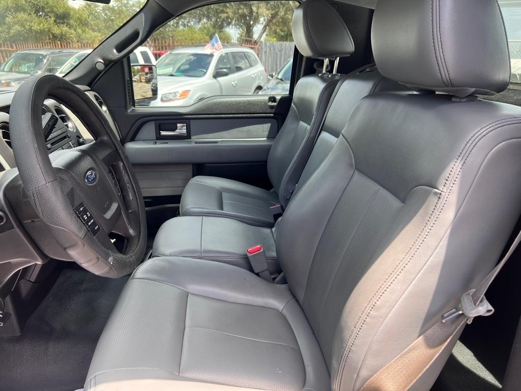 Ford F-150 2WD Reg Cab 126" STX 2014