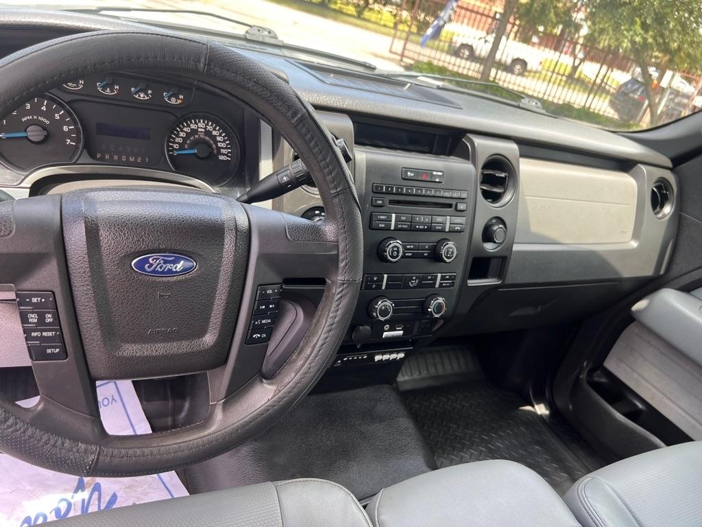 Ford F-150 2WD Reg Cab 126" STX 2014
