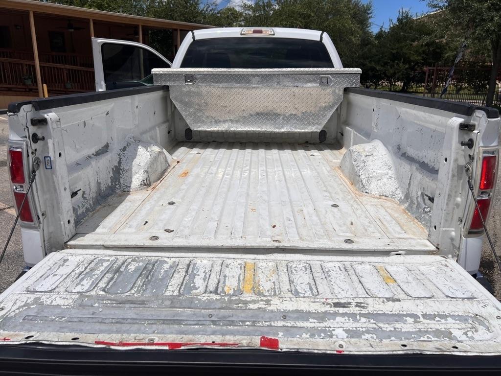 Ford F-150 2WD Reg Cab 126" STX 2014