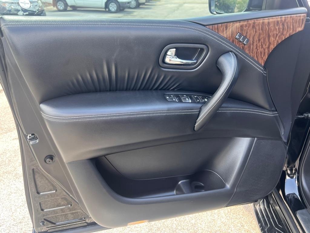 Nissan Armada 4x2 Platinum 2017