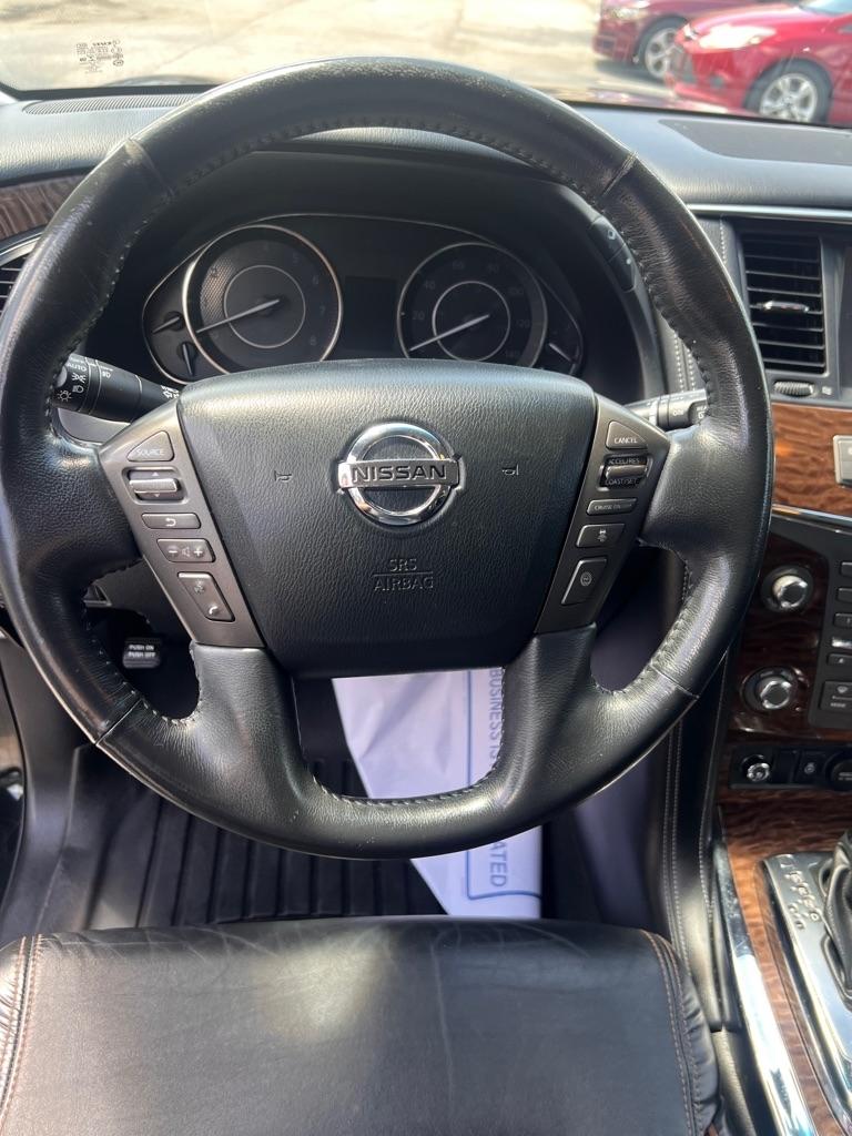Nissan Armada 4x2 Platinum 2017