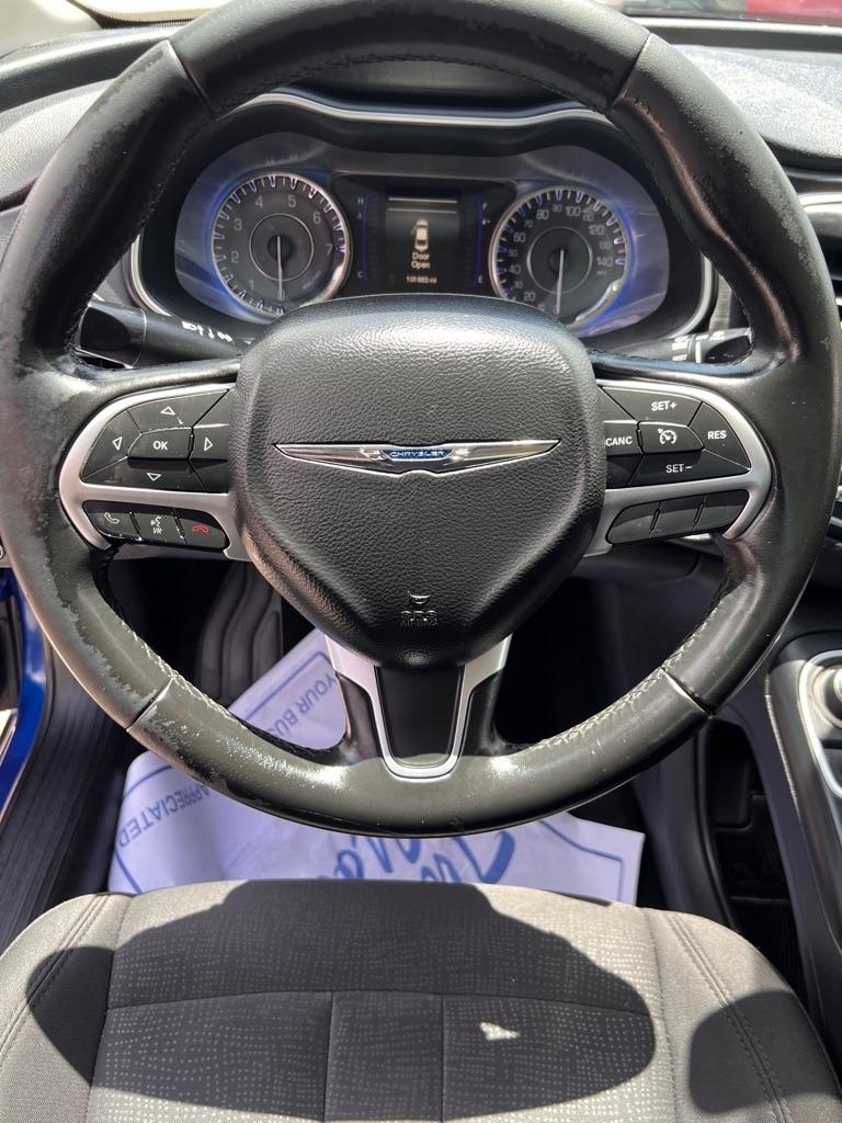 Chrysler 200 4dr Sdn Limited FWD 2015