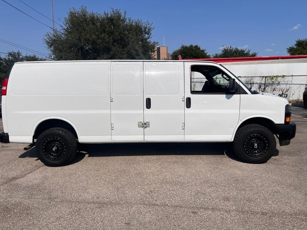 Chevrolet Express Cargo Van RWD 2500 155" 2019