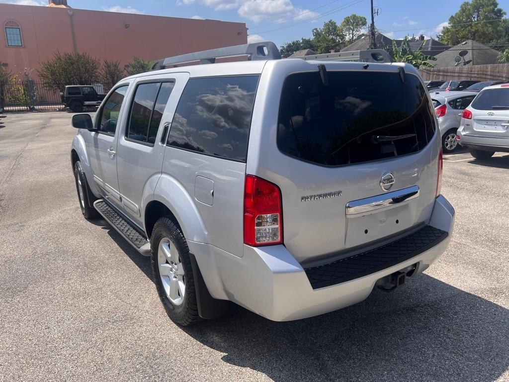 Nissan Pathfinder 2WD 4dr V6 SV 2012