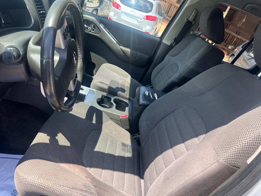 Nissan Pathfinder 2WD 4dr V6 SV 2012