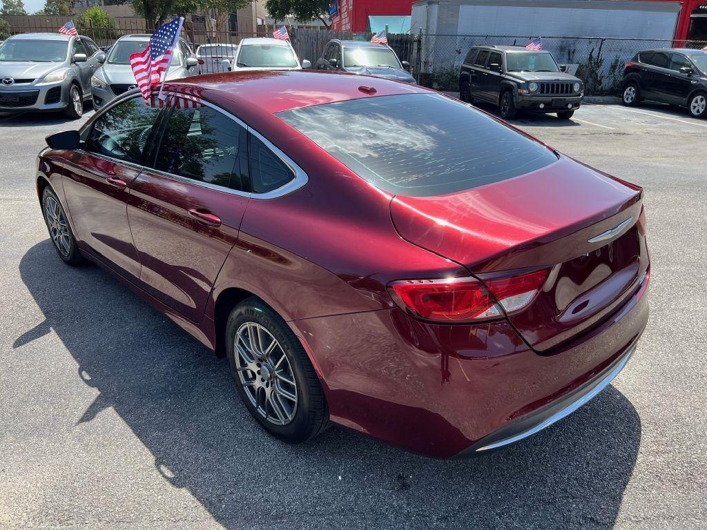 Chrysler 200 4dr Sdn Limited FWD 2015