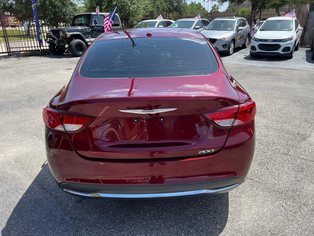 Chrysler 200 4dr Sdn Limited FWD 2015