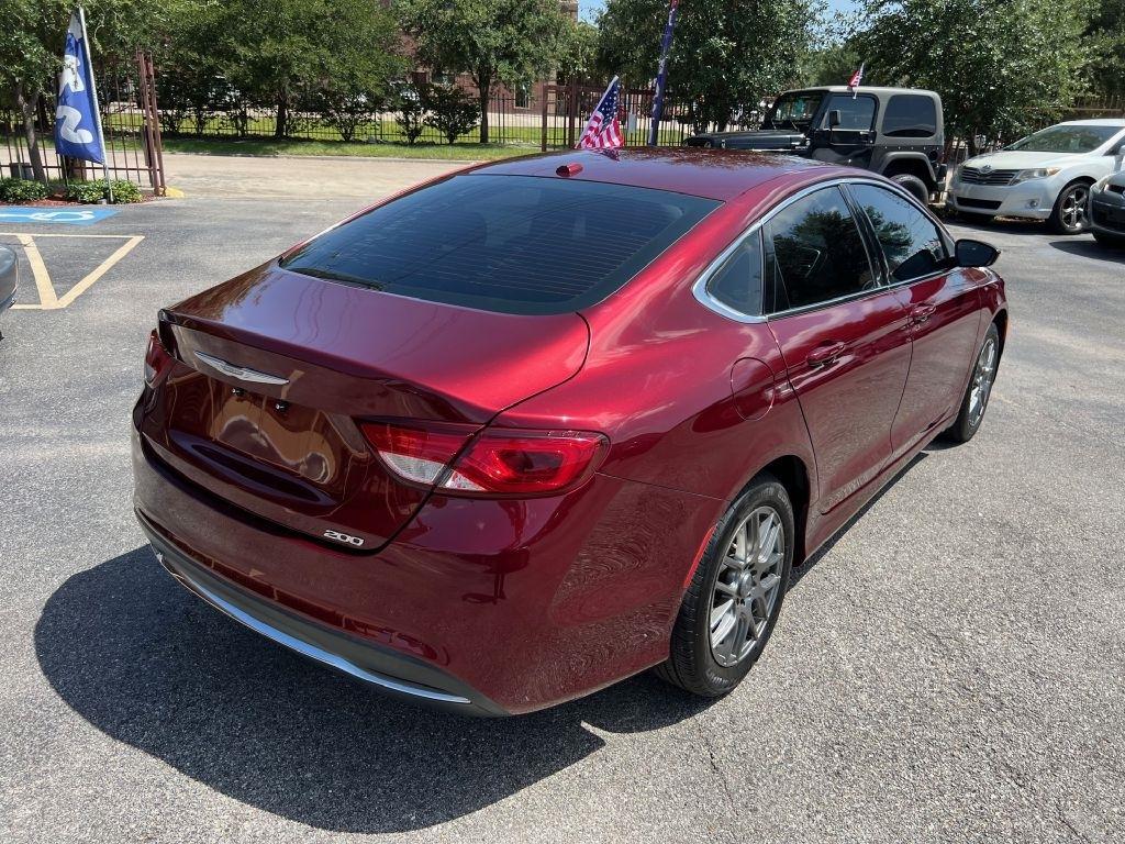 Chrysler 200 4dr Sdn Limited FWD 2015