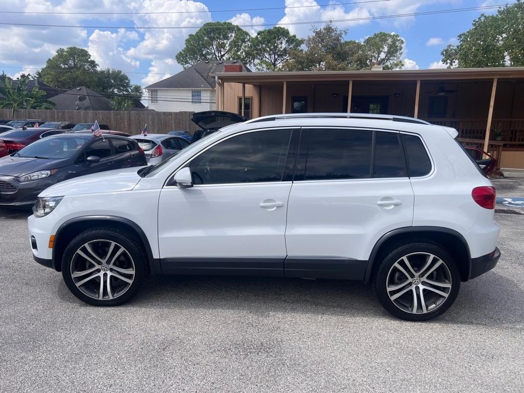 Volkswagen Tiguan 2.0T SEL FWD 2017