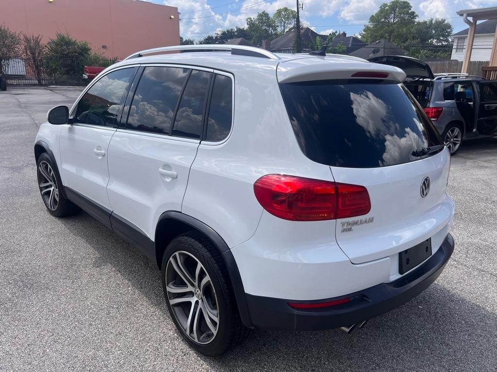 Volkswagen Tiguan 2.0T SEL FWD 2017