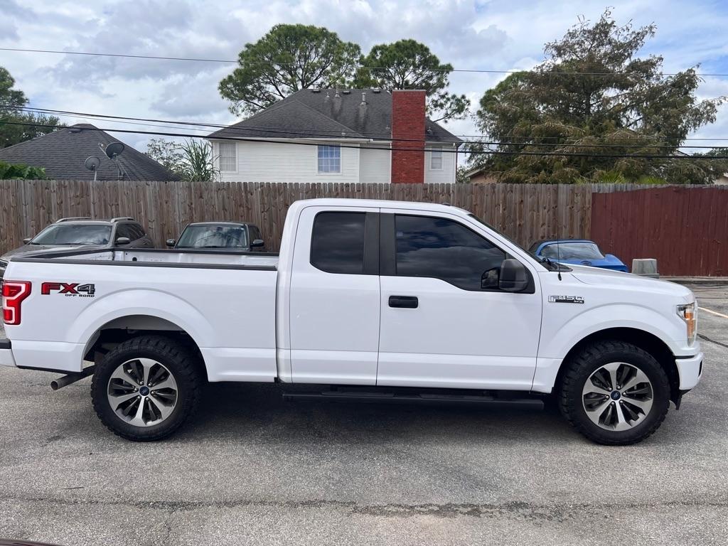 Ford F-150 Lariat 4WD SuperCab 8' Box 2019