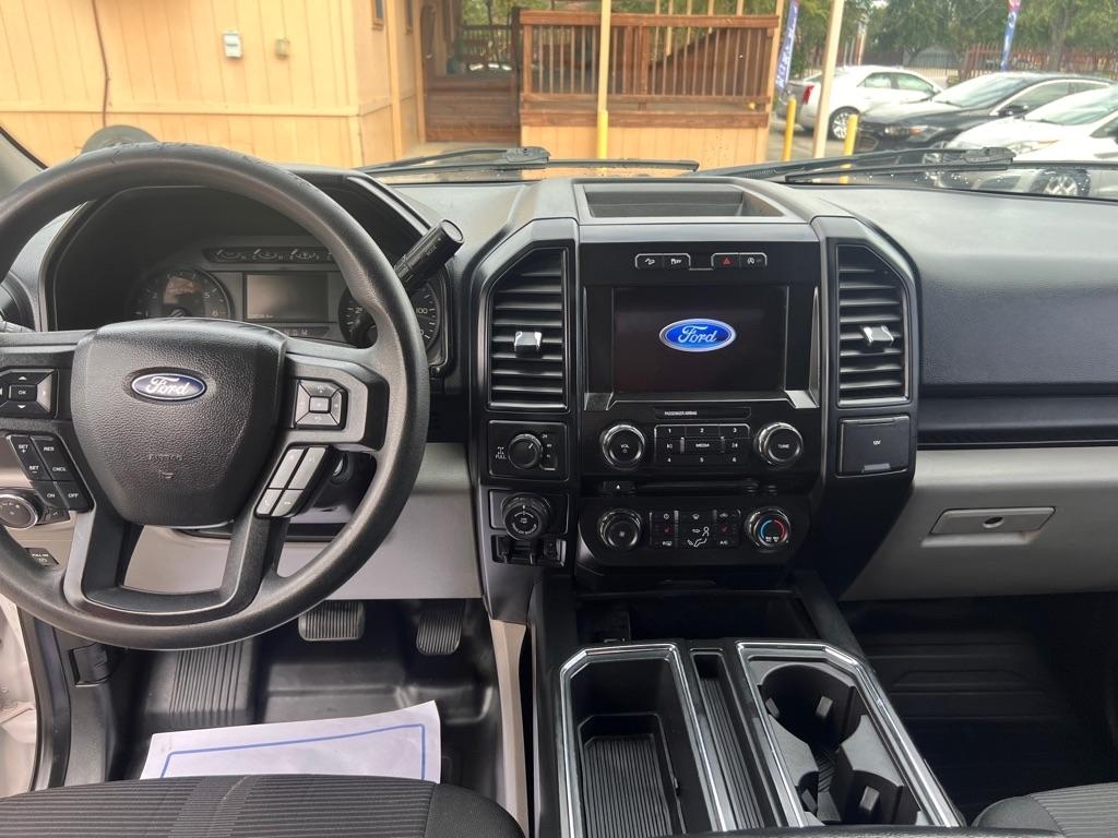 Ford F-150 Lariat 4WD SuperCab 8' Box 2019