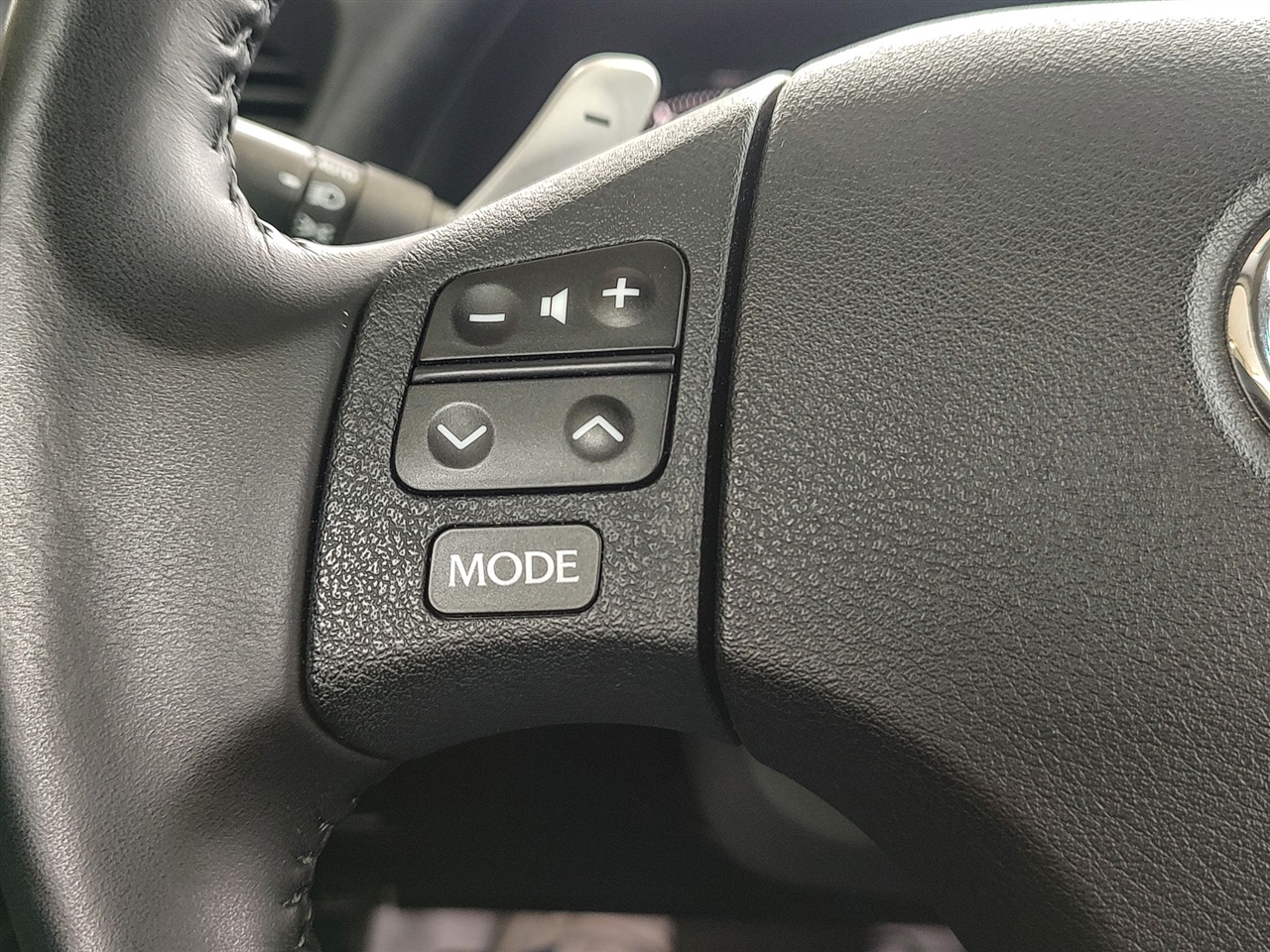 Lexus IS 250C 2dr Conv 2010 Lexus IS 250C 2dr Conv 2010