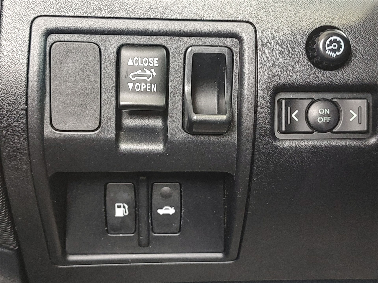 Lexus IS 250C 2dr Conv 2010 Lexus IS 250C 2dr Conv 2010