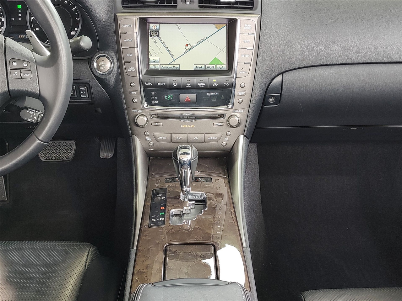 Lexus IS 250C 2dr Conv 2010 Lexus IS 250C 2dr Conv 2010