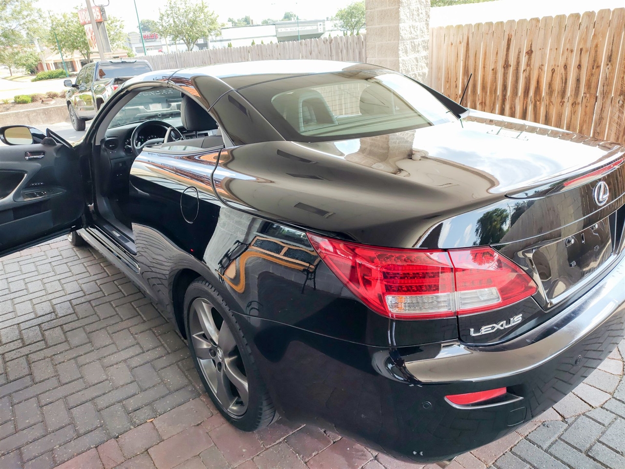 Lexus IS 250C 2dr Conv 2010 Lexus IS 250C 2dr Conv 2010