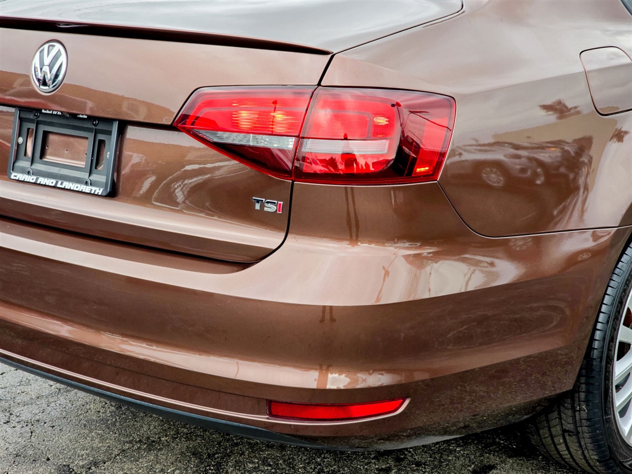 Volkswagen Jetta Sedan  2016