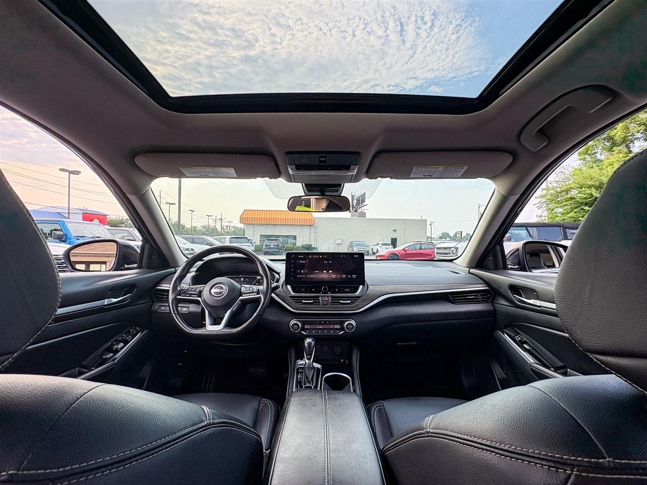 Nissan Altima  2024