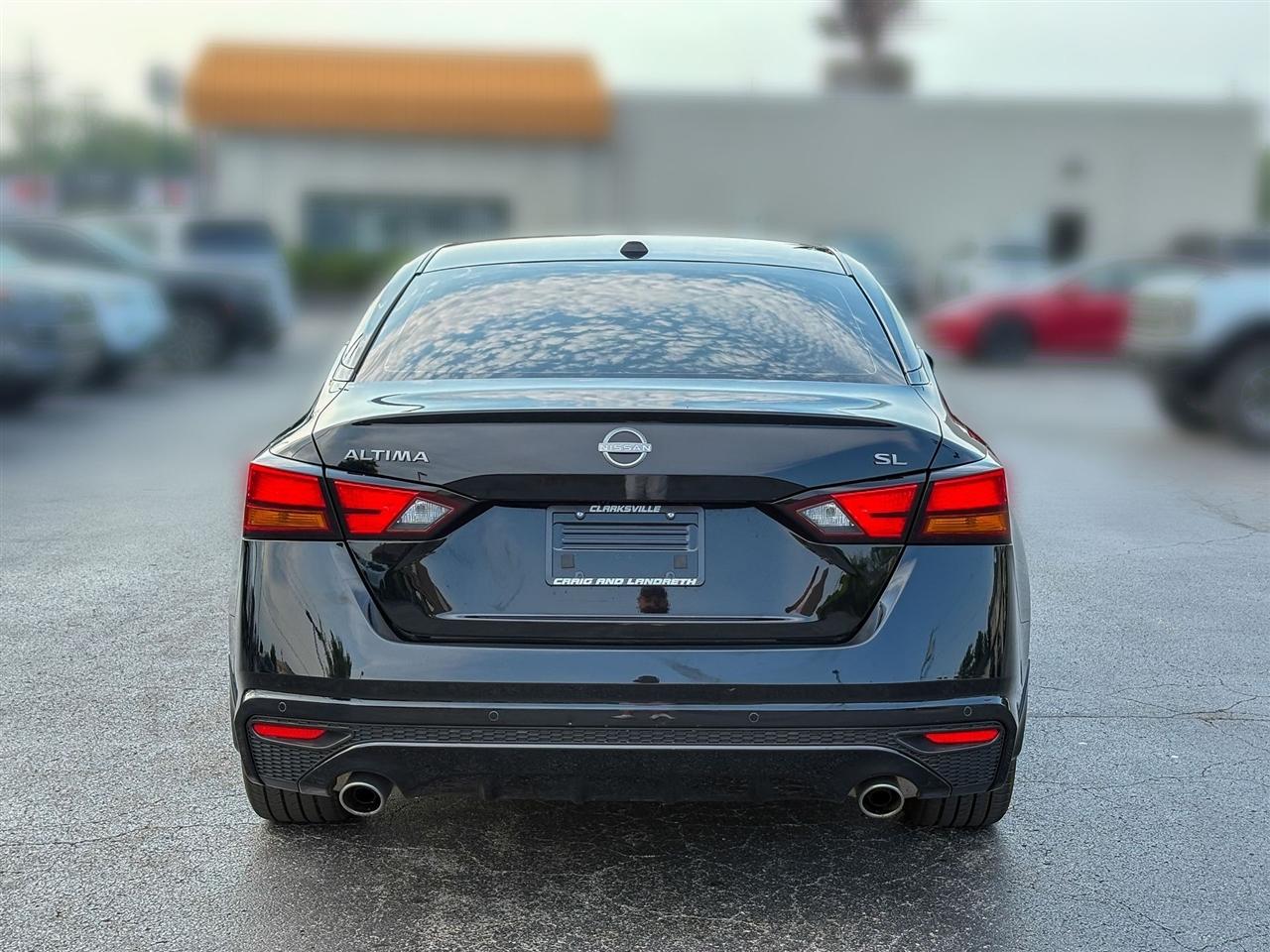 Nissan Altima  2024