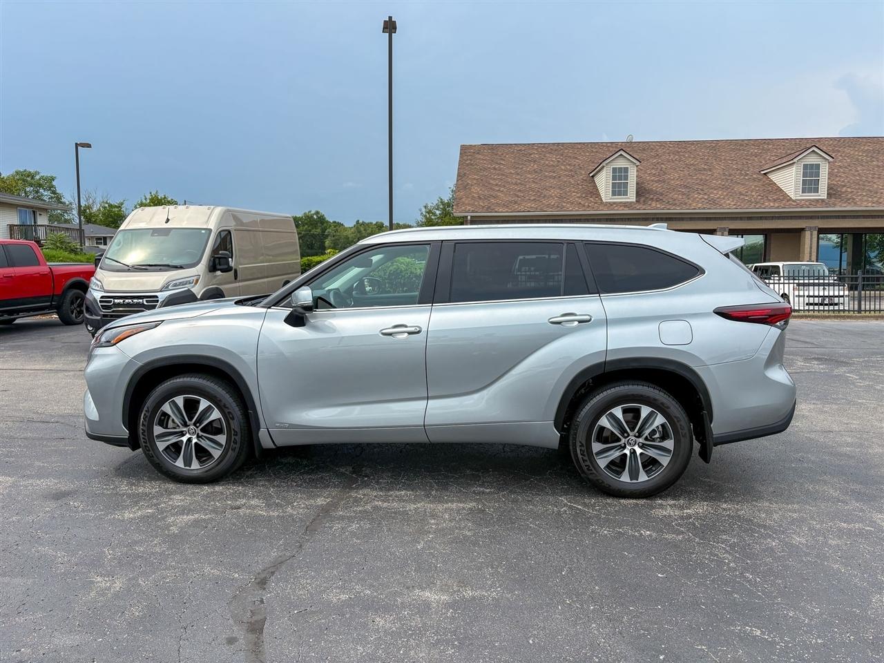 Toyota Highlander  2024