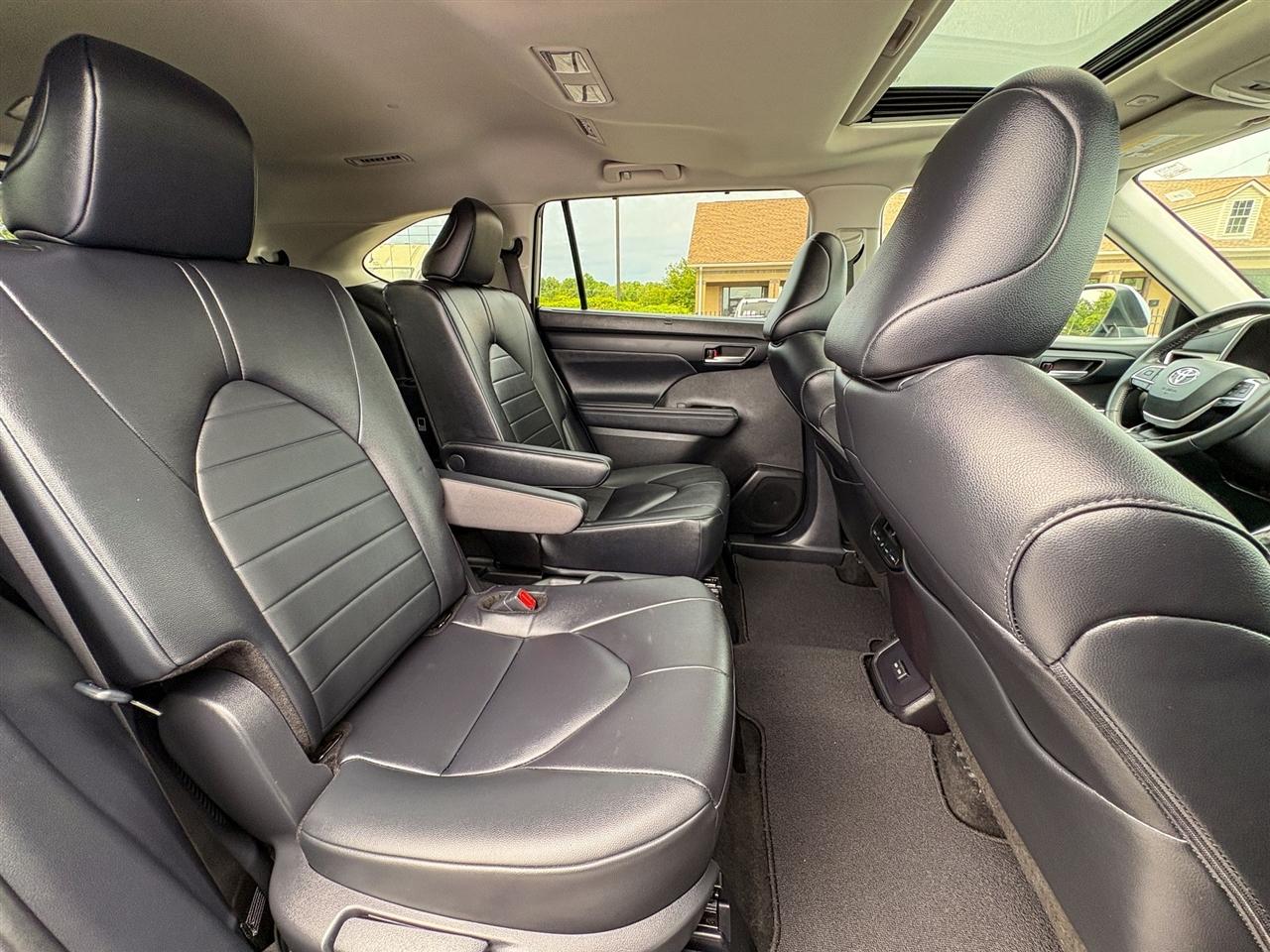 Toyota Highlander  2024
