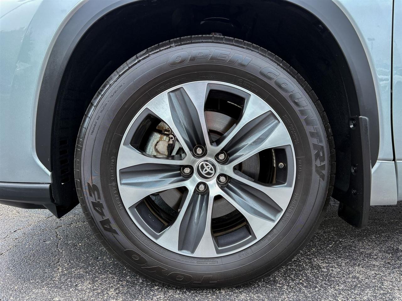 Toyota Highlander  2024