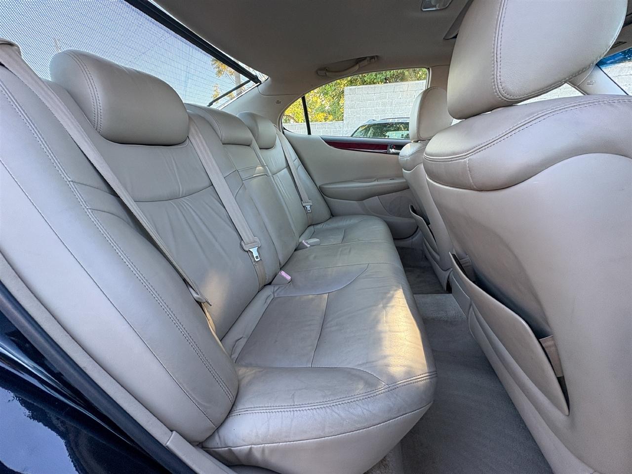 Lexus ES 330  2004