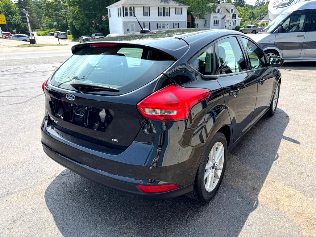 2018 Ford Focus SE photo 5