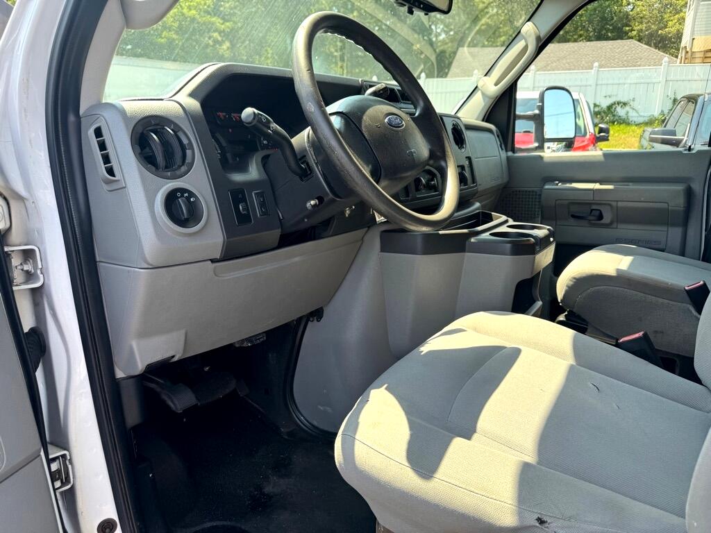 Ford Econoline  2012 Ford Econoline  2012