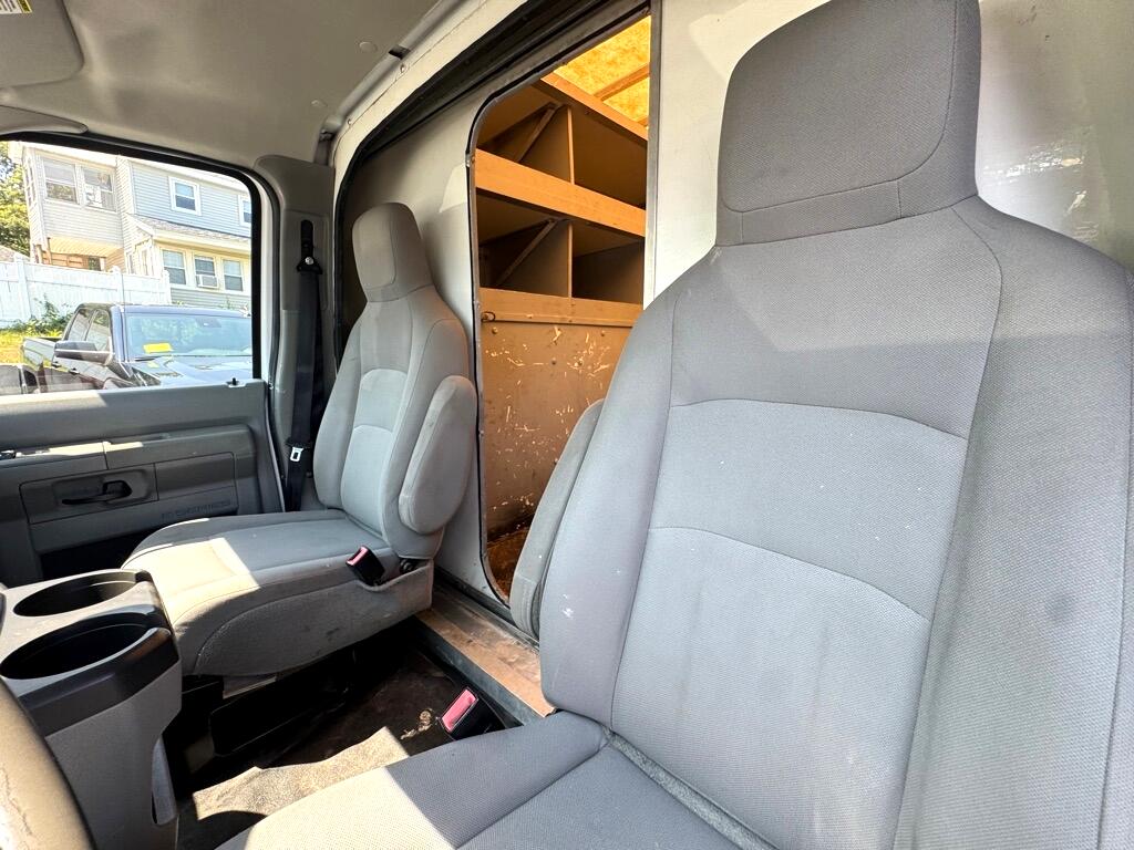 Ford Econoline  2012 Ford Econoline  2012