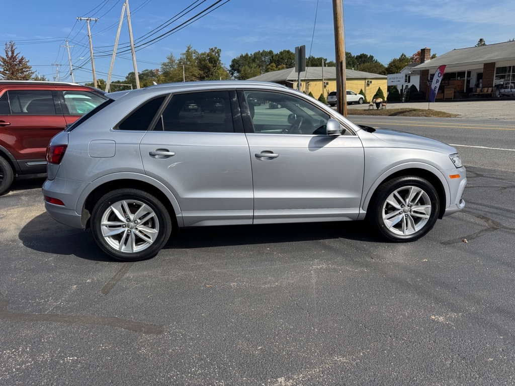 2016 Audi Q3 Premium Plus photo 6