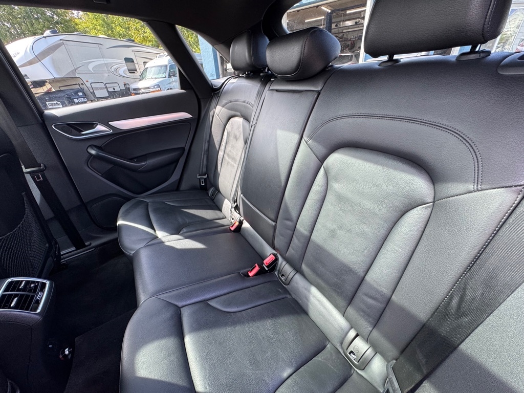 2016 Audi Q3 Premium Plus photo 10