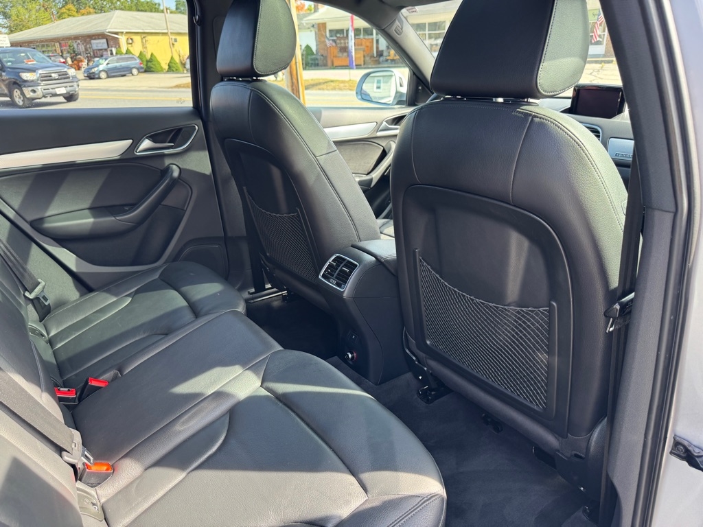 2016 Audi Q3 Premium Plus photo 12