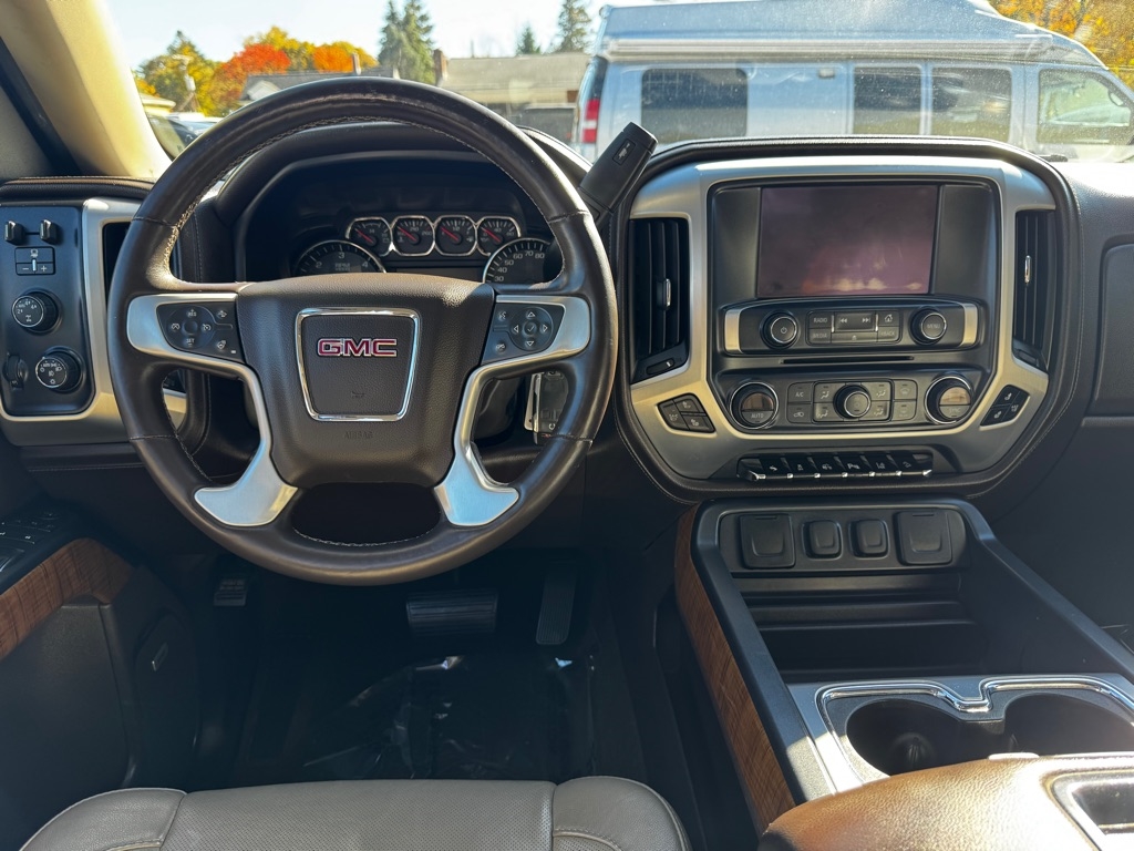 GMC Sierra 1500 4WD Crew Cab 143.5" SLT 2014 GMC Sierra 1500 4WD Crew Cab 143.5" SLT 2014