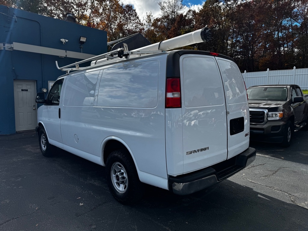 GMC Savana Cargo Van RWD 2500 135" 2016 GMC Savana Cargo Van RWD 2500 135" 2016