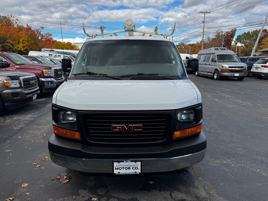GMC Savana Cargo Van RWD 2500 135" 2016 GMC Savana Cargo Van RWD 2500 135" 2016