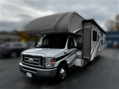 2015 Thor Motor Coach Four Winds 