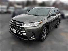 2017 Toyota Highlander 