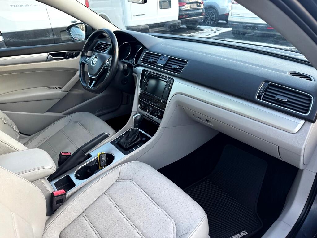 Volkswagen Passat 2.0T Wolfsburg Edition Auto 2019