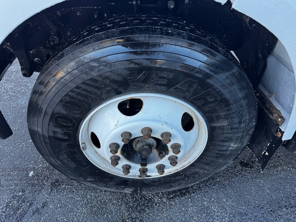 Ford F650 w/10 ft Dump Body  2019