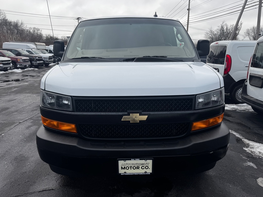 Chevrolet Express Cargo Van RWD 2500 155" 2023