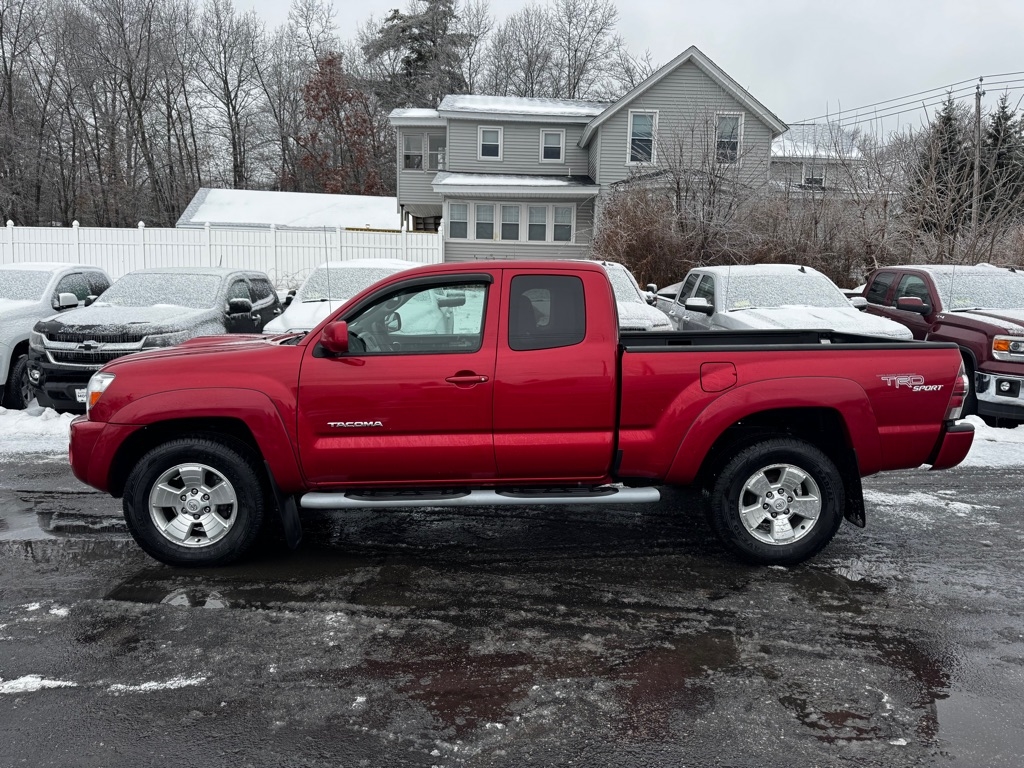 Toyota Tacoma 4WD Access V6 MT (Natl) 2011