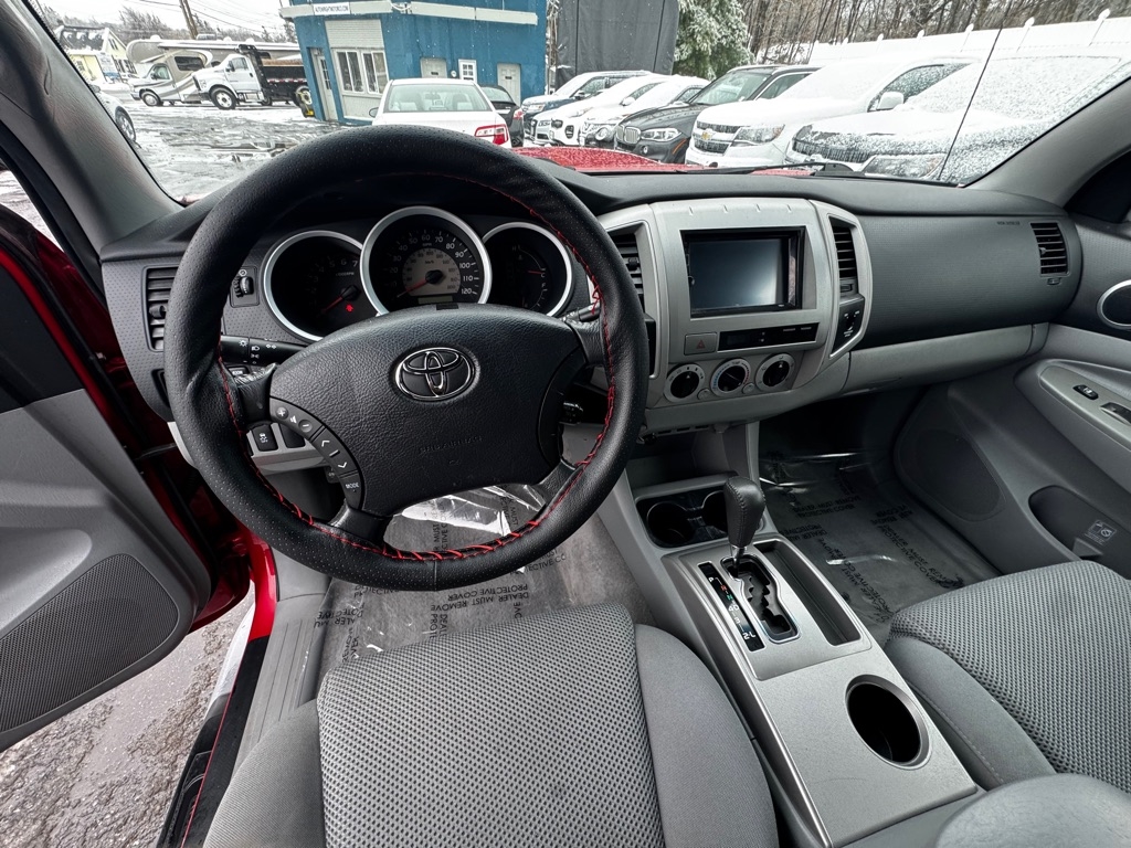 Toyota Tacoma 4WD Access V6 MT (Natl) 2011