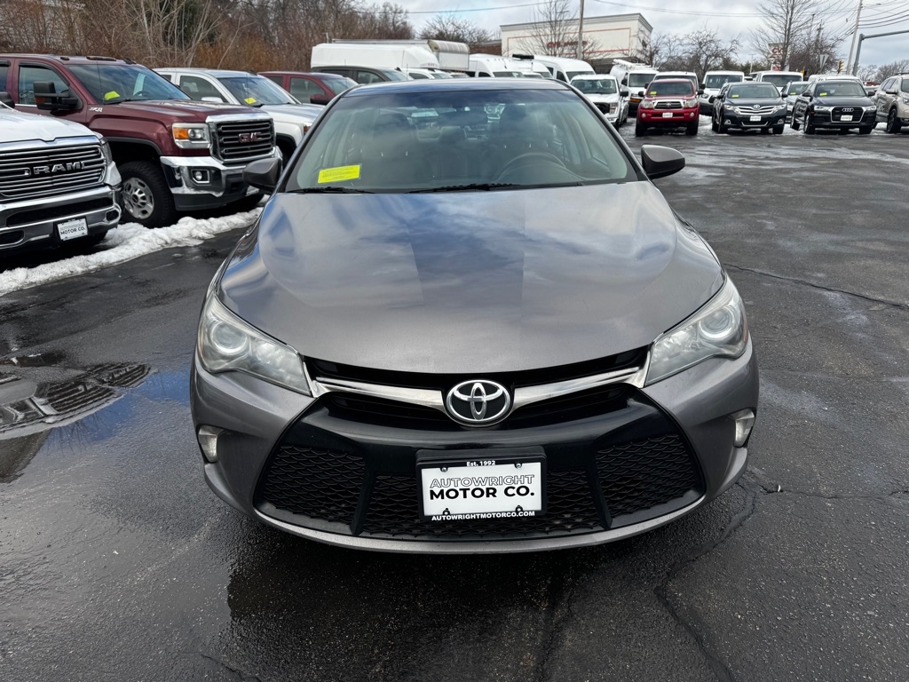 Toyota Camry 4dr Sdn I4 Auto XLE (Natl) 2015