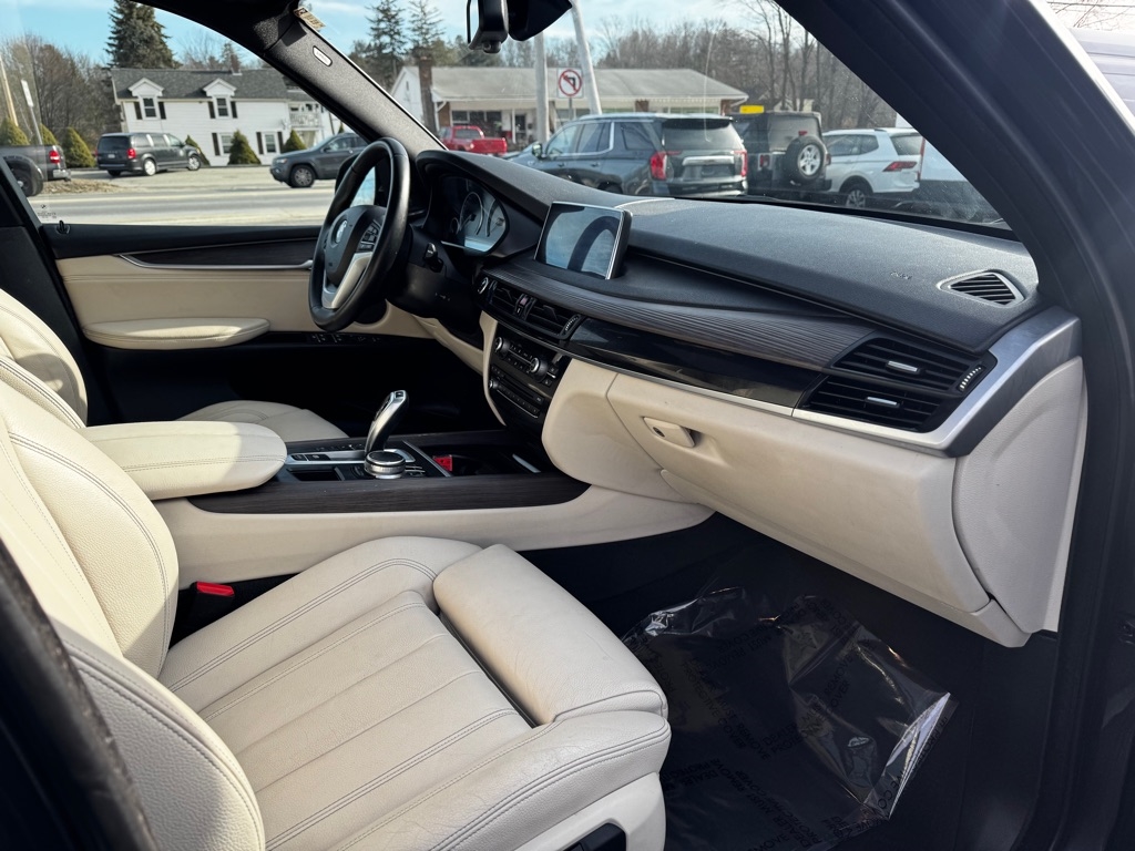 BMW X5 xDrive35i Sports Activity Vehicle 2017